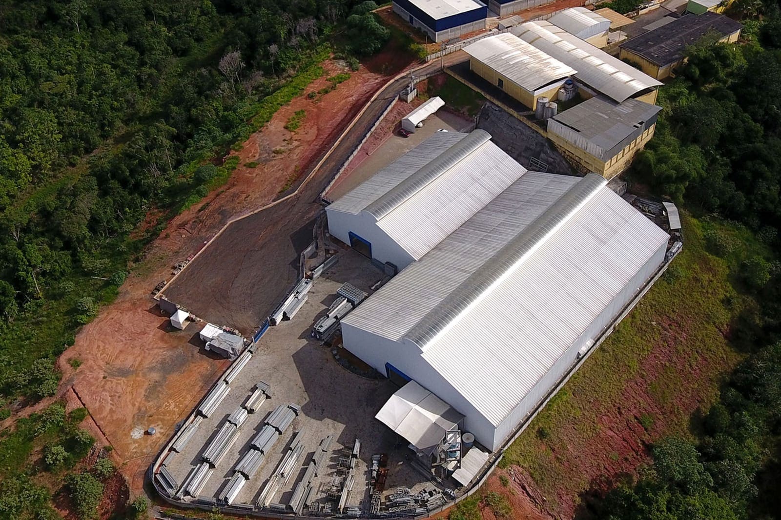 Base operacional TAO — estruturas e almoxarifado (3)